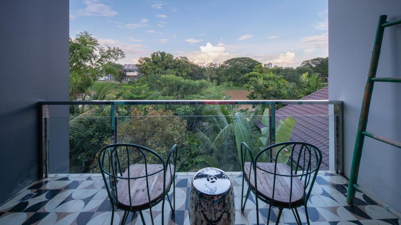 River Art Hotel Chiang Mai Zewnętrze zdjęcie