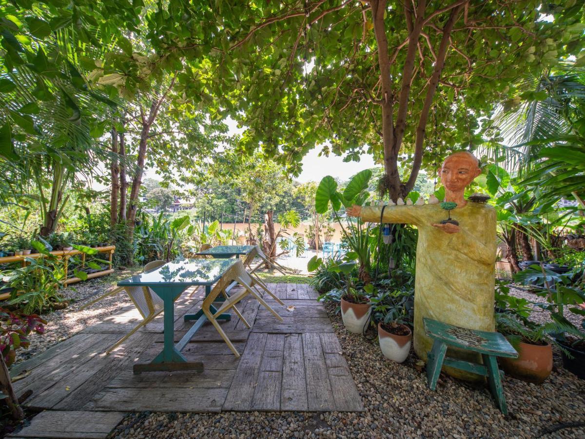 River Art Hotel Chiang Mai Zewnętrze zdjęcie